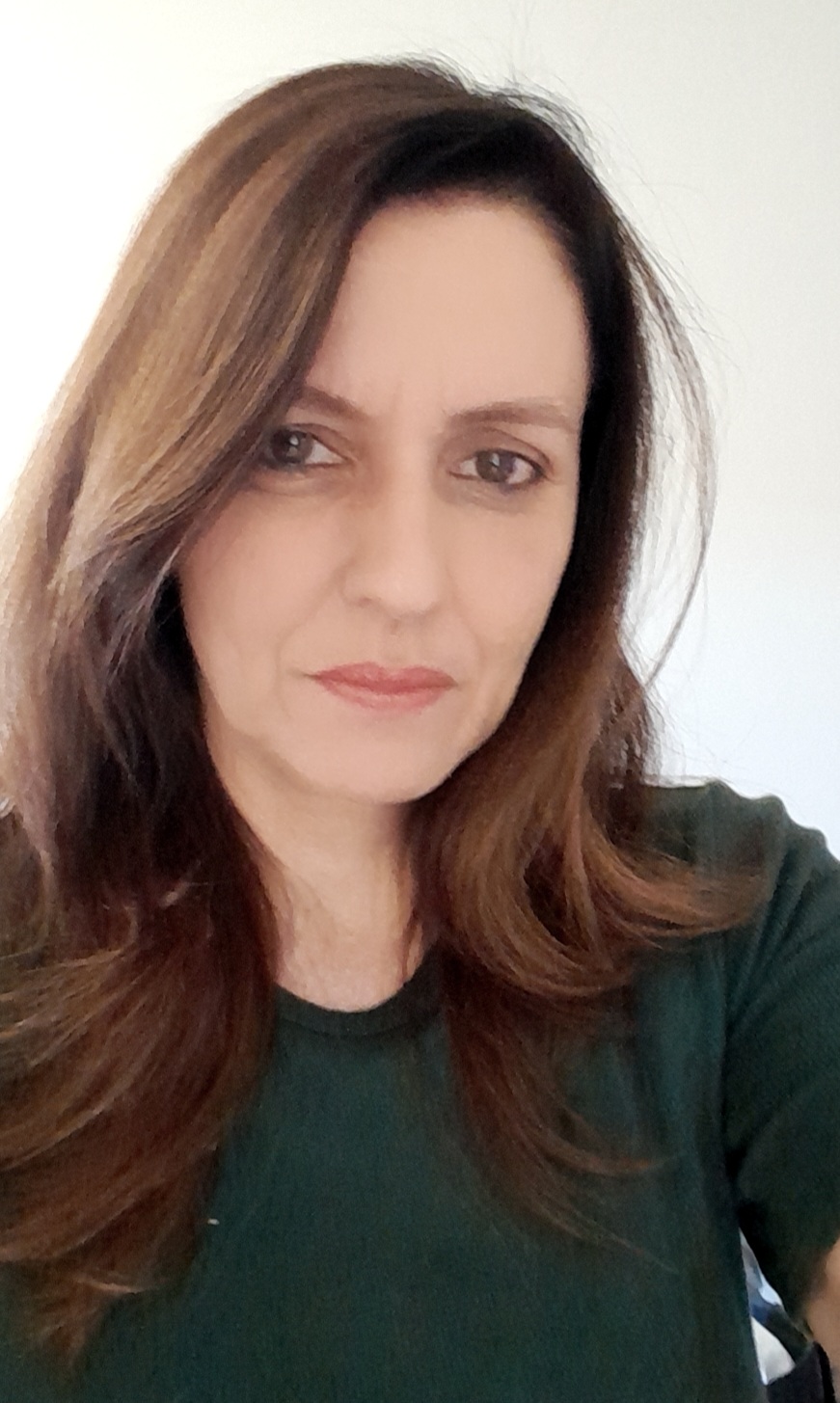 Katia Roberta Fernandes 